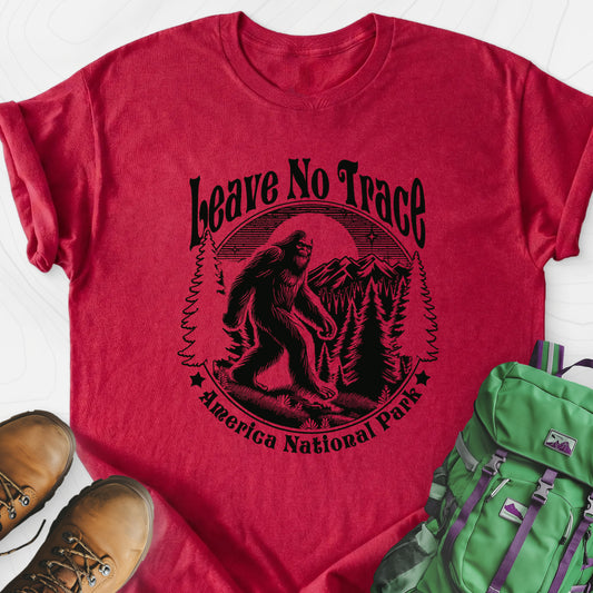 Leave No Trace Heather Red front print lightweight T-shirt