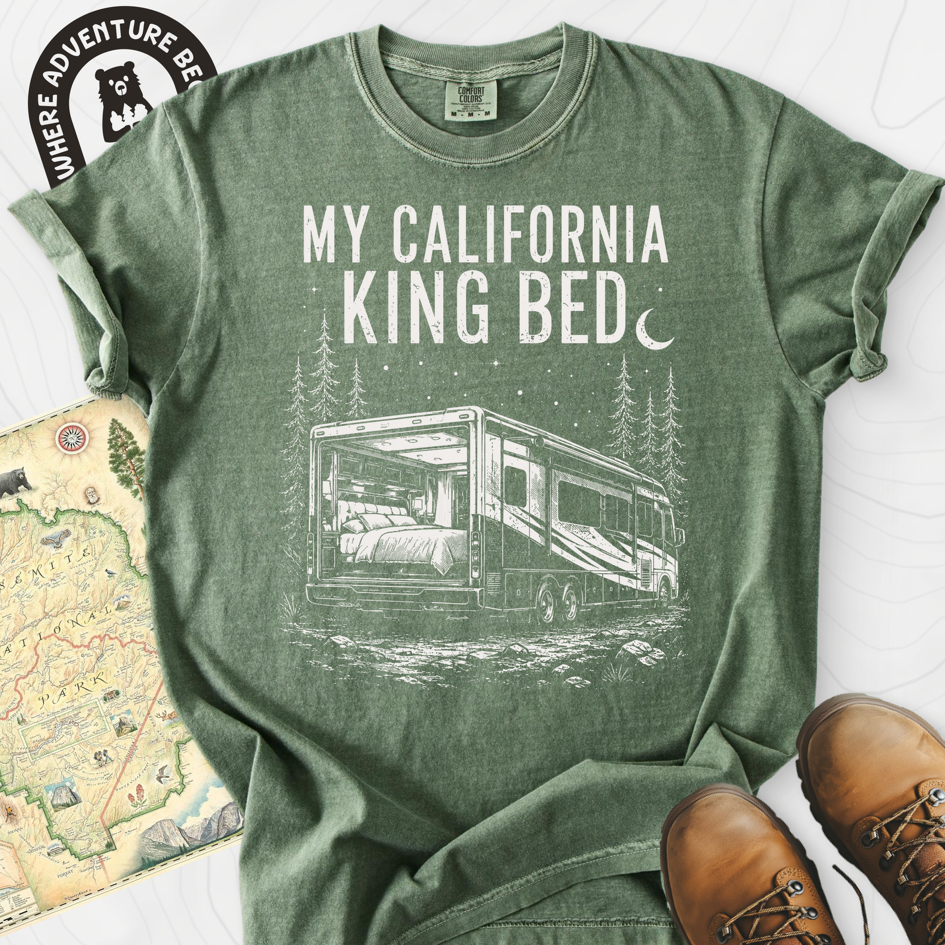 California King Bed Moss front print heavyweight T-shirt