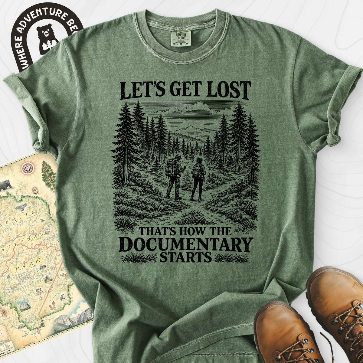 That's How the Documentary Starts T-Shirt — Moss — Front print [studio:1XJYtfYuWWK5iMafKyhIiVTPnh6ajxMks]