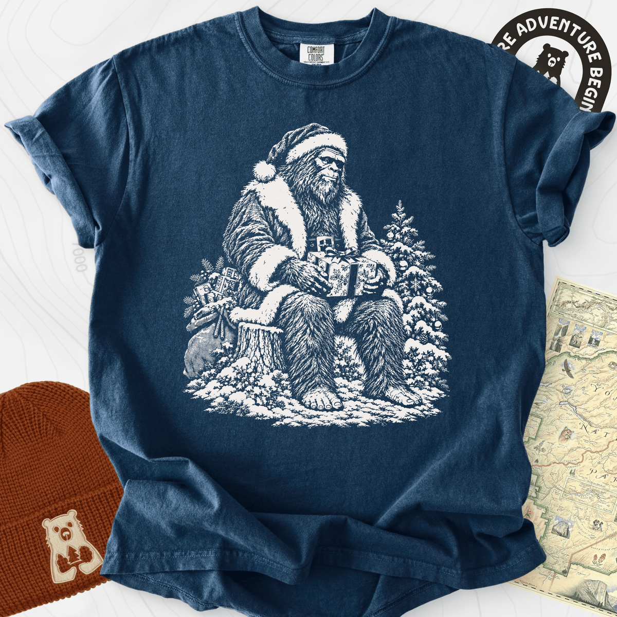 Bigfoot Santa Navy front print heavyweight T-shirt