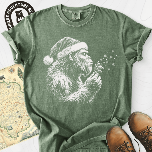 Bigfoot Snow Wishes Moss front print heavyweight T-shirt