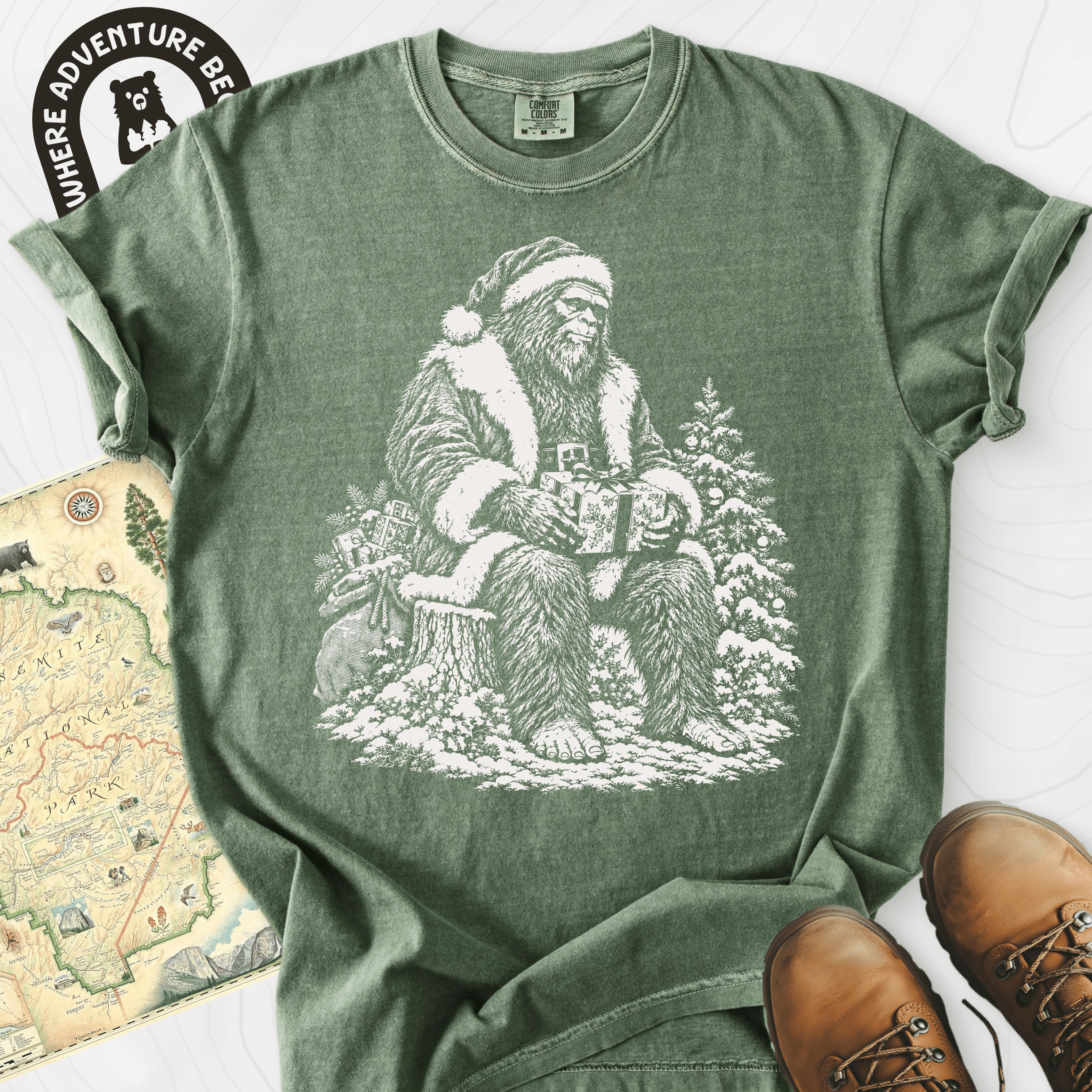 Bigfoot Santa Moss front print heavyweight T-shirt
