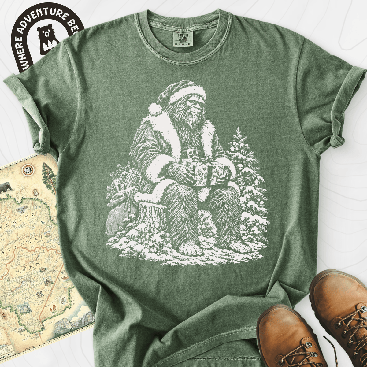 Bigfoot Santa Moss front print heavyweight T-shirt